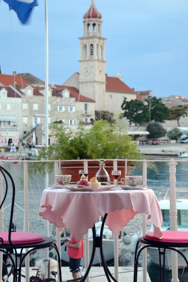 Castel Nonna Franka Apartment Сутиван Екстериор снимка