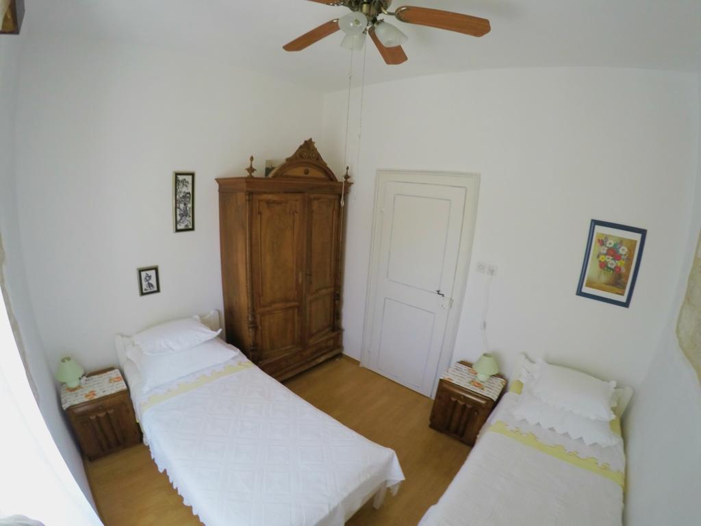 Castel Nonna Franka Apartment Сутиван Екстериор снимка